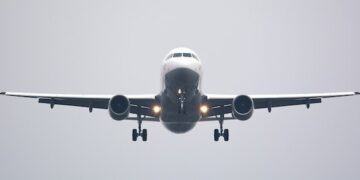 У самолета, летевшего в Самару, отказала система предотвращения столкновений