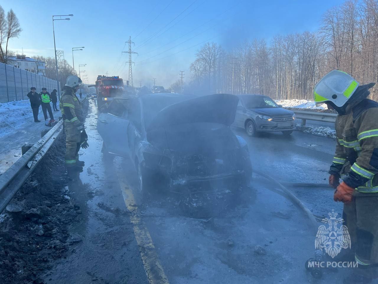 В Самаре на Красноглинском шоссе 8 февраля сгорела Mazda - oboz.info