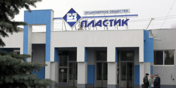 Металлоторговцам мешают забрать останки крупного сызранского производителя автокомпонентов