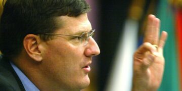 Экс-разведчик Скотт Риттер: конфликт на Украине входит в финальную стадию