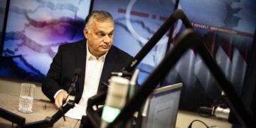 Страны НАТО могут ввести войска «миротворцев» на Украину, уверен премьер Венгрии Орбан