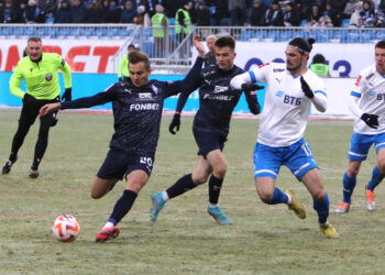 Полузащитник «Крыльев Советов» Александр Зуев может начать выступления за сборную Казахстана