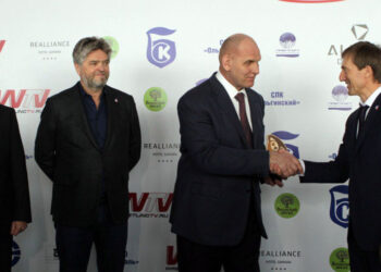 В Самаре прошло первенство России по греко-римской борьбе среди юношей до 18 лет