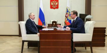 Путин заявил, что в связи с гибелью самарских военных в Макеевке переживает вся страна