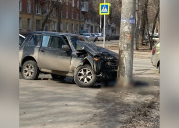 В Самаре на улице Физкультурной «Нива» насмерть сбила пешехода