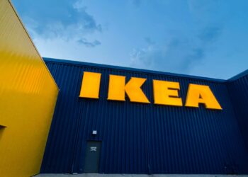 Товары IKEA разрешили ввозить в Россию по параллельному импорту