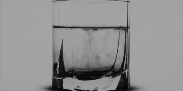 Мать-алкоголичка из Самары морила голодом сына и дочь