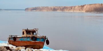 В Самаре 18 марта 2023 года по Волге начали ходить пассажирские теплоходы