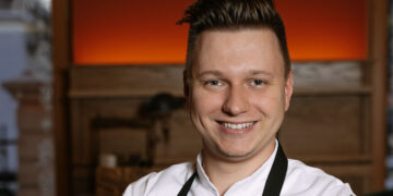 Шеф-повар самарской «Кухмистерской Альфреда фон Вакано» рассказал, как запустить аутентичный ресторан в историческом особняке