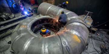 «ТЯЖМАШ» готовится отгрузить гидротурбины для Башенной МГЭС