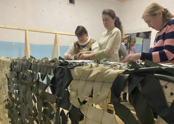 Дмитрий Азаров обратился к женщинам Самарской области 8 марта