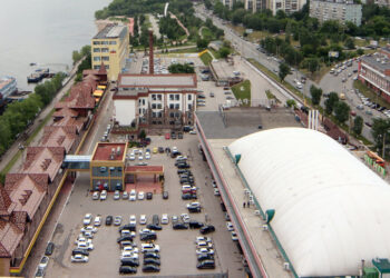 У серого кардинала самарского развлекательного комплекса «Кинап» заморозят имущество на миллиард