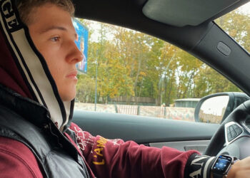 Семья Соломоновых перехватила управление заводом «Электрощит»-ЭТС» у Георгия Макарова