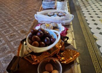 В Самаре сотни прихожан посетили пасхальные богослужения ночью 16 апреля