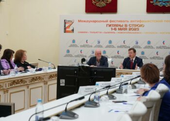 Дмитрий Азаров: Самарская область становится центром антифашистского движения России