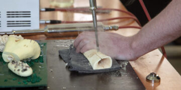 В Тольятти разработали новый инструмент для хирургического эндопротезирования