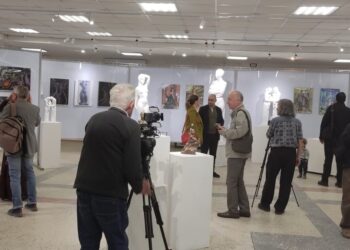 В Самаре открылась юбилейная выставка известного скульптора Степана Карсляна