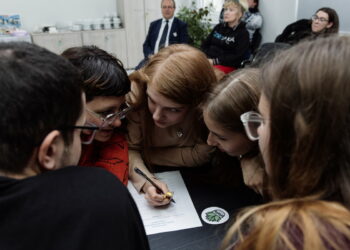 «ЭкоСтройРесурс» запустил в Самаре экологический вариант игры «Что? Где? Когда?»