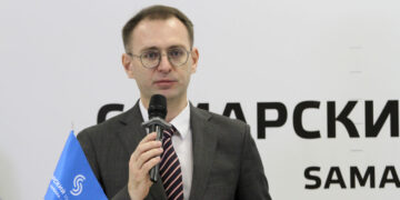 Среднемесячная зарплата ректора Самарского университета превысила полмиллиона рублей