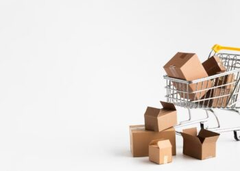 Невыданные доходы: как бум маркетплейсов в России породил невиданную волну скандалов