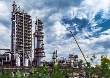 Химики Самарского региона выстраивают новые логистические коридоры сбыта