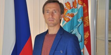 Глава фракции «ЕР» в Самарской губдуме в прошлом году заработал больше обычного  