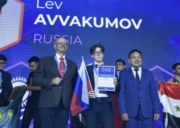 Школьник из Самары вошел в тройку призеров международной Менделеевской олимпиады