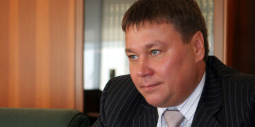 Топ-менеджеру Регионального коммерческого банка не разрешили гасить 2,22 млрд рублей ущерба за счет зарплаты