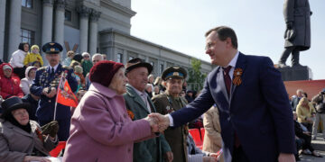 Около 2000 военнослужащих и десятки боевых машин приняли участие в Параде Победы в Самаре