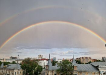 Гигантская двойная радуга поразила самарцев 15 мая
