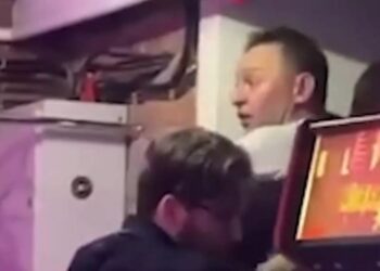 Фронтмен группы «Звери» устроил потасовку в баре в Самаре