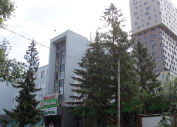 Оператор самарского ТЦ «Аквариум» выбивает многомиллионные убытки, якобы причиненные ему бывшим руководителем