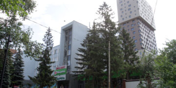 Оператор самарского ТЦ «Аквариум» выбивает многомиллионные убытки, якобы причиненные ему бывшим руководителем