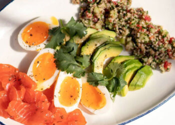 В «Эклерной» ввели «сытные» позиции