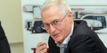 Глава Тольятти провел через думу смену зонирования участков под многоэтажную застройку