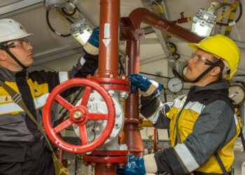 В «Самаранефтегазе» наградили лучших рационализаторов по итогам года