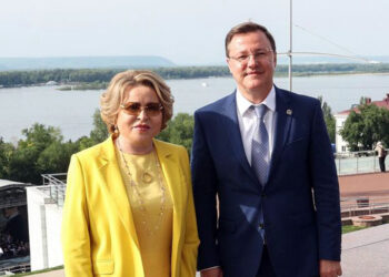 Спикер СФ Валентина Матвиенко позитивно оценила работу Дмитрия Азарова на посту губернатора