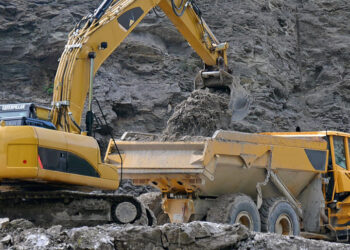 Щебень приподнял «Жигулевские строительные материалы»