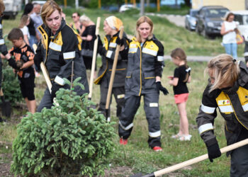 Работники Новокуйбышевской нефтехимической компании поддержали экоинициативы