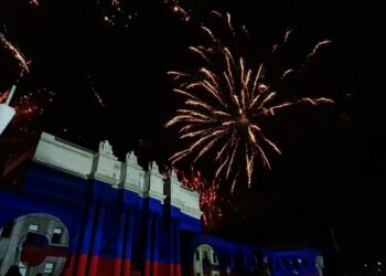 В Самаре прошел концерт гранд-финала «САМ.ФЕСТа» и фейерверк в честь Дня России