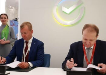 СБЕР реализует зарплатный проект для РЖД