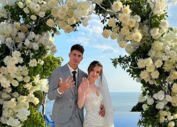 Футболист «Крыльев Советов» Владимир Писарский женился