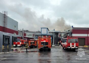 В Тольятти горит пельменный цех «Фабрики качества»