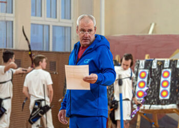 Главный тренер сборной Самарской области по стрельбе из лука рассказал, почему наличие «сборников» не гарантирует участия во всероссийских соревнованиях
