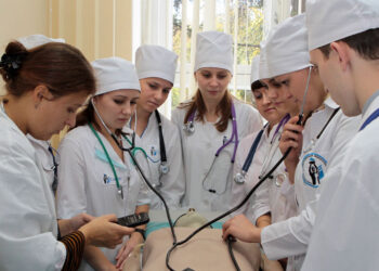 В СГКБ №2 им. Н.А. Семашко провели 375 высокотехнологичных операций в 2022 году