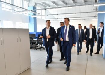 В Самаре открылся це­нтр клиентской подде­ржки «Почты России»