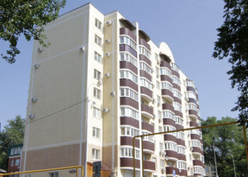 Как новое уголовное дело экс-главы ГИСН Владимира Захарина может повлиять на процесс преследования бывшего министра строительства Плаксина?