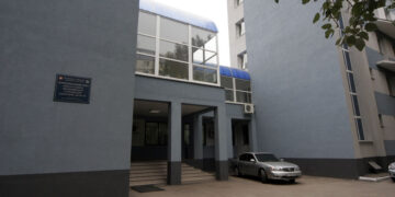 Переехавшая в Киров «Самарская ЦКДЛ» на прощание получила «гол в раздевалку» от ТФОМС