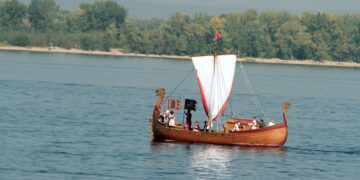 Самарские сказки и легенды, обычаи и обряды, и, возможно, Грушинский фестиваль смогут охранять по-новому