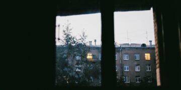 Лицей из Самарской области остался без окон из-за башкирских строителей